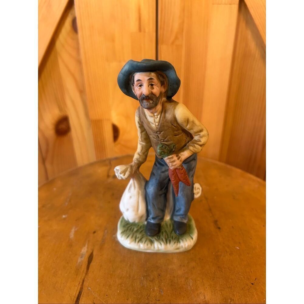 Porcelain Old Man Sitting on Tree Stump (5547)